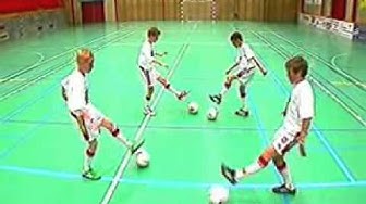 Video thumbnail for Footstep 2 | Fodboldopvarmning
