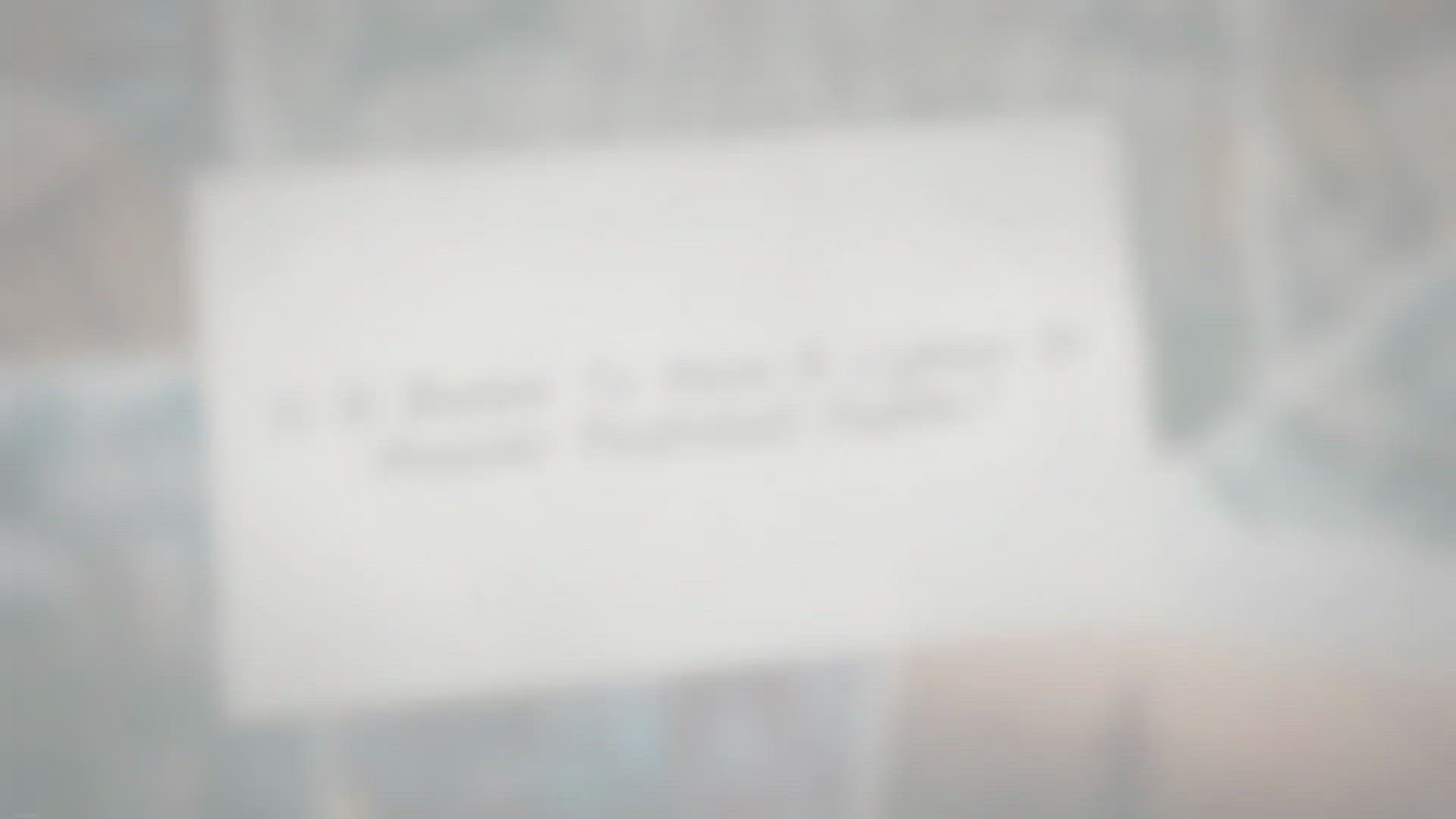 Video thumbnail for Is It Better To Have A Lighter Or Heavier Pickleball Paddle?