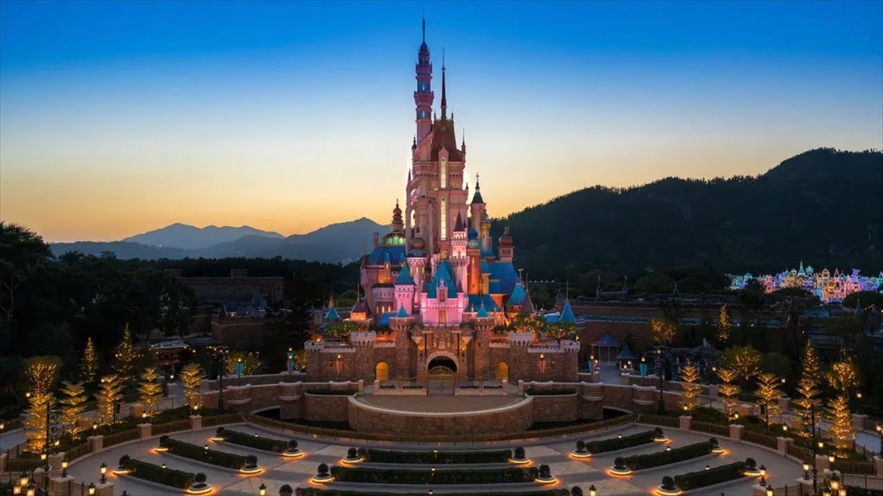 'Video thumbnail for Hong Kong Disneyland Closes - DISNEY THIS DAY - January 26, 2020'