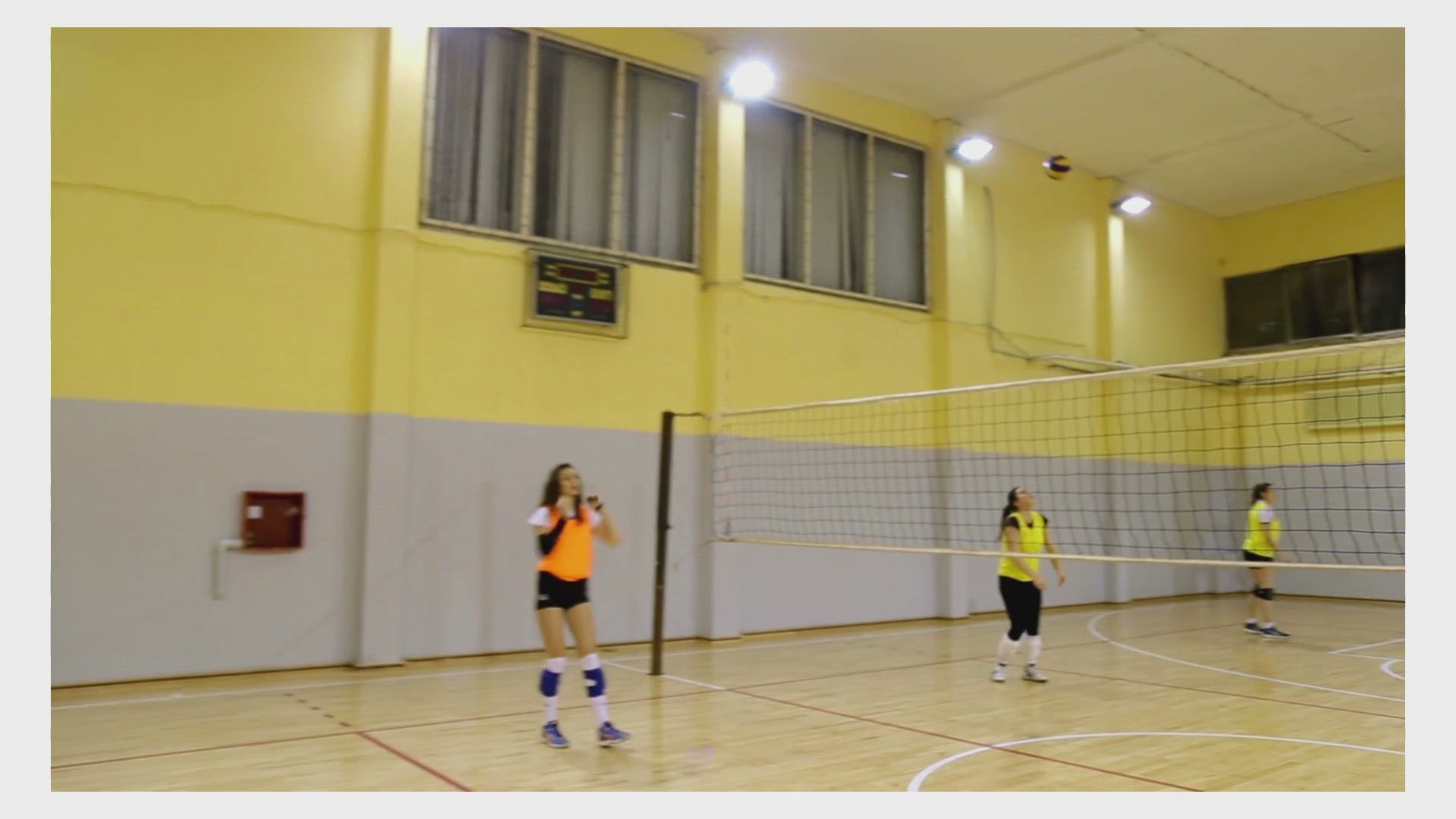 Video thumbnail for Volleyballl