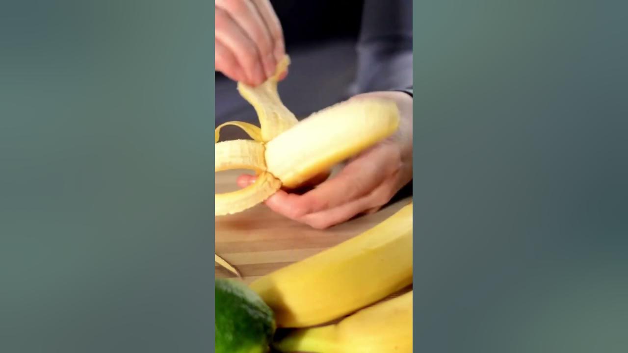 'Video thumbnail for 3 Endorphin Boosting Foods to Beat the Winter Blues #shorts'