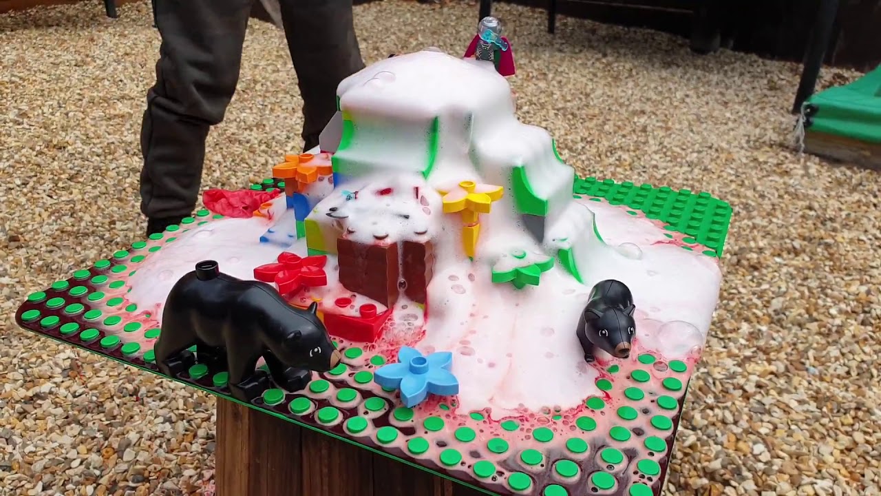 Video thumbnail for LEGO Erupting Volcano