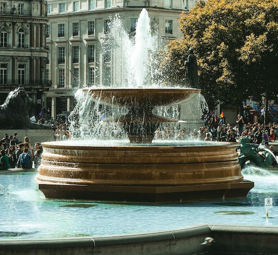 Video thumbnail for Der römische Brunnen – ein Gedicht mit Interpretation