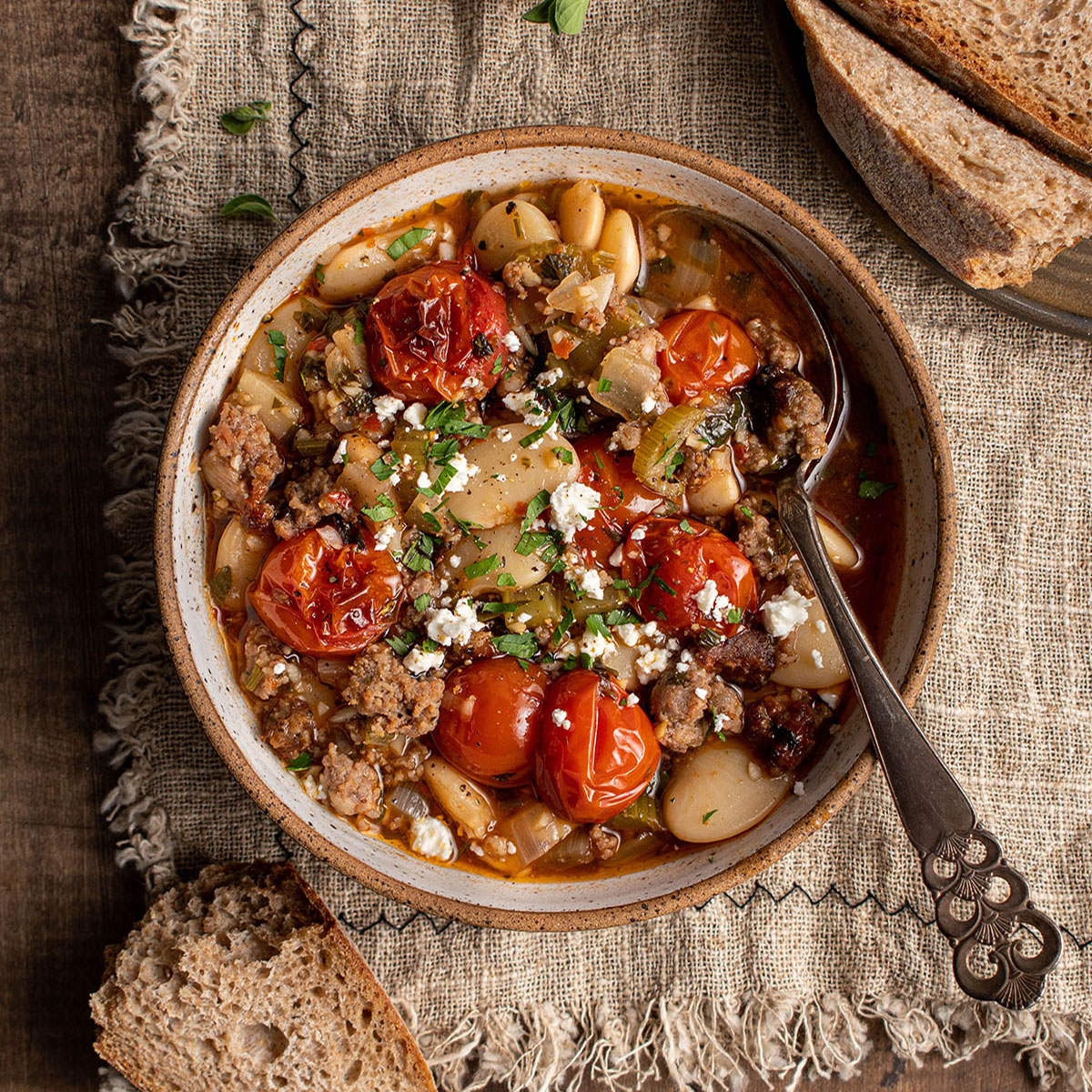 Video thumbnail for Braised butter beans with sausage recipe