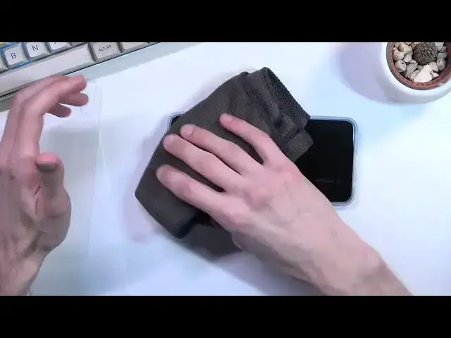 'Video thumbnail for Tempered Glass for OnePlus Nord CE 2 - Apple Screen Protector'
