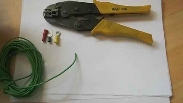 'Video thumbnail for How to Make Successful Red Blue Yellow Crimps'