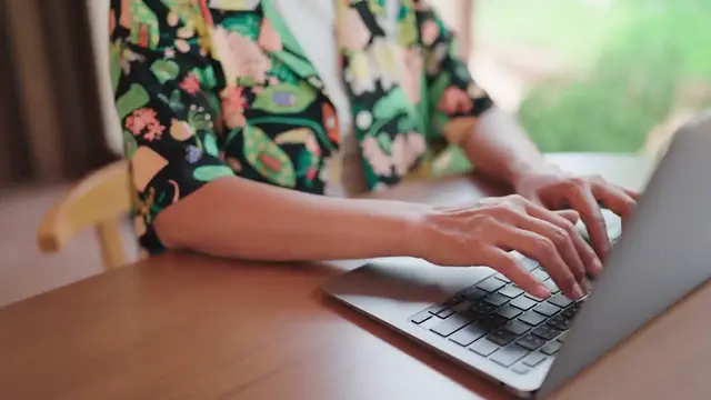 'Video thumbnail for H-1B Visa Application Process, Requirements, & Eligibility Criteria'