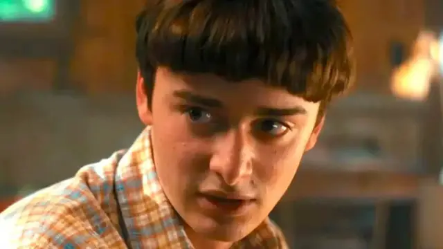 'Video thumbnail for The Stranger Things Scene That Left Noah Schnapp Terrified'