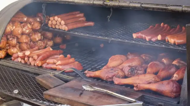 'Video thumbnail for The Real Difference Between Smoked And Grilled Meat'