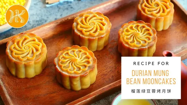 'Video thumbnail for Baked Durian Mung Bean Mooncakes Recipe 榴莲绿豆蓉烤月饼食谱 Mooncake Making | Huang Kitchen'