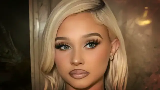 'Video thumbnail for Celebs Who Are Unrecognizable After Taking Weight-Loss Drugs'