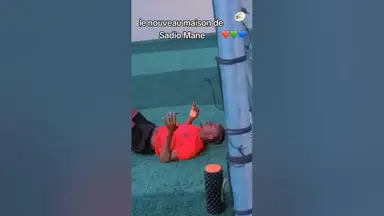 'Video thumbnail for Sadio Mane s'entraine dans sa nouvelle maison au Sénégal'