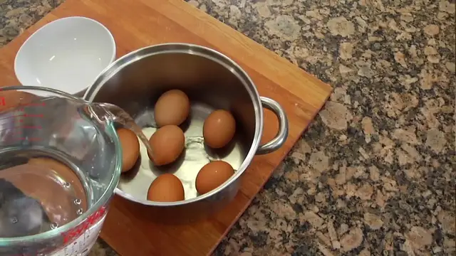 'Video thumbnail for How-To Make Perfect Hard Boiled Eggs (720p 30fps)'