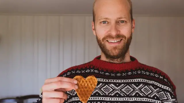'Video thumbnail for How To Make Norwegian Waffles & recipe'