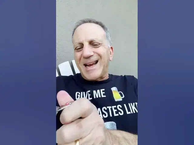 'Video thumbnail for Erdinger Weissbier Beer Review'
