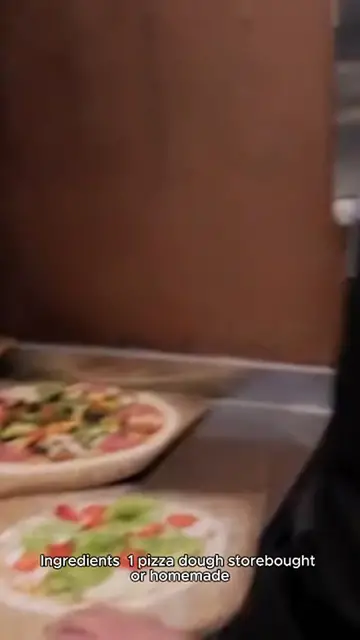 'Video thumbnail for Veggie pizza recipe'