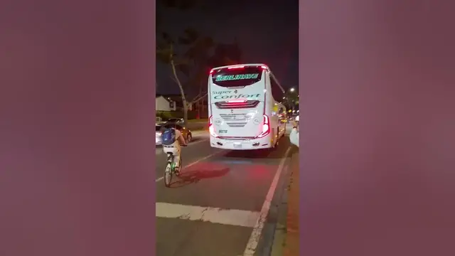 'Video thumbnail for Buses de Colombia - Marcopolo Paradiso 1200 G8 Berlinas del fonce 8072'