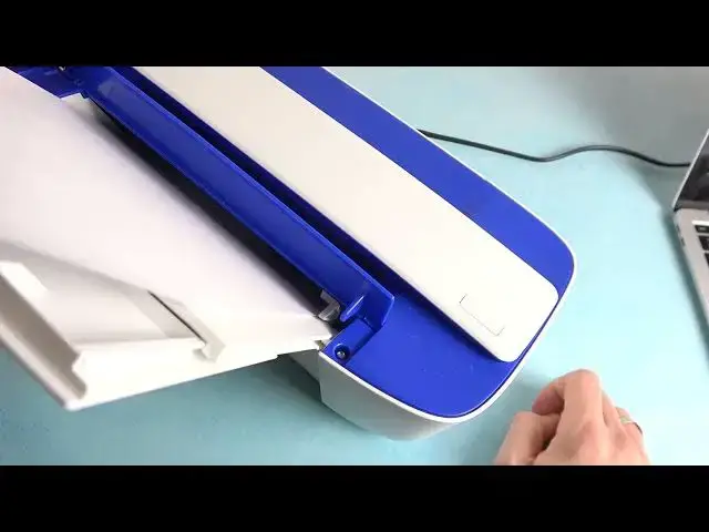 'Video thumbnail for How To Install Paper In Hp DeskJet 3760'