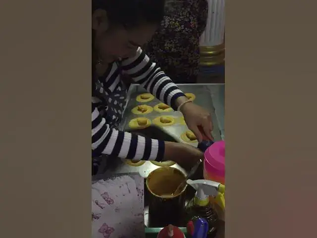 'Video thumbnail for Watch This Thai Lady Make Perfect Khanom Buang! 😍🔥 #crepes #thaistreetfood #thaidesserts #pancake'