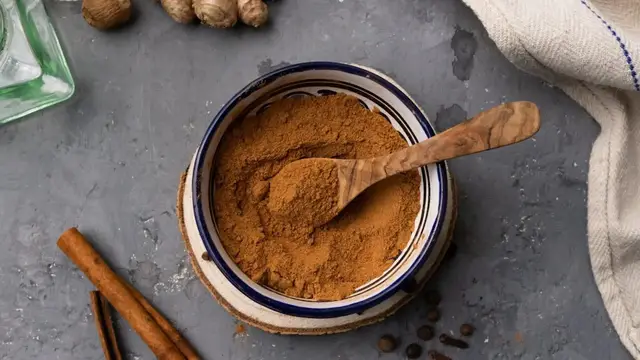 'Video thumbnail for Freshly Ground Pumpkin Pie Spice Recipe'