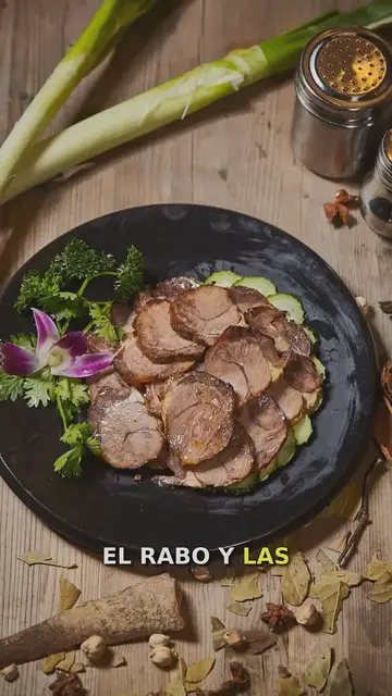 'Video thumbnail for Cortes secundarios del cerdo: Sabores ocultos y económicos'