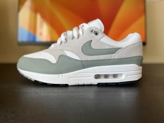 'Video thumbnail for 2023 Nike Air Max 1 "Mica Green" Review'