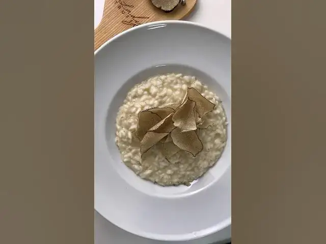 'Video thumbnail for RISOTTO AL TARTUFO ESTIVO #cuisineitalienne #risotto #risottorecipe'