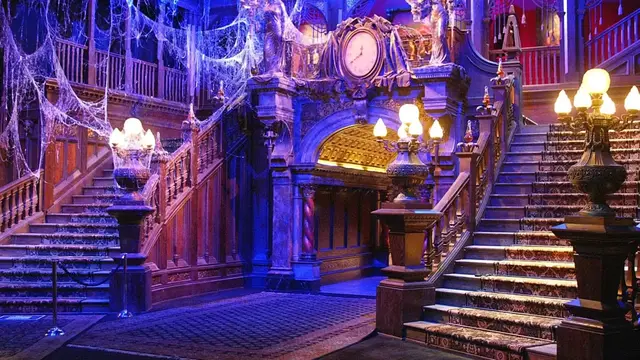 'Video thumbnail for Bizarre Things That Really Happened To People At Disney World'