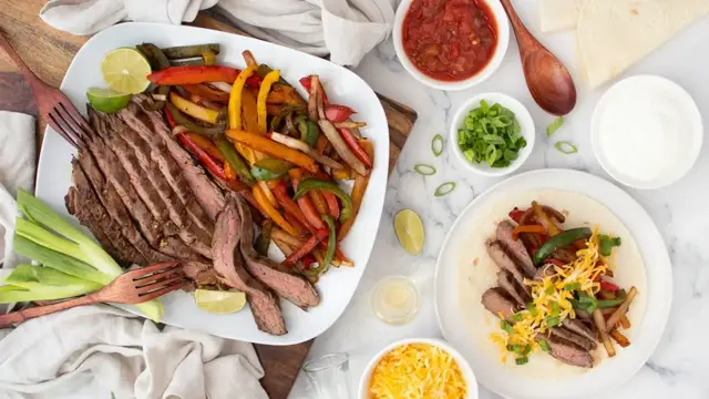 'Video thumbnail for Chipotle And Tequila Steak Fajitas Recipe'