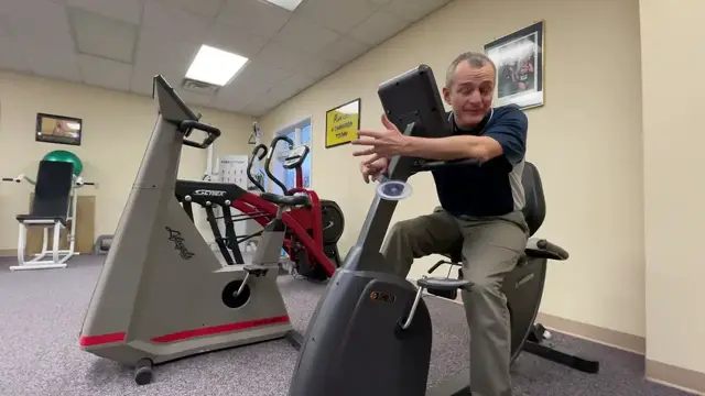 'Video thumbnail for Recumbent Bike vs Upright Bike for Knee Replacement Rehab'
