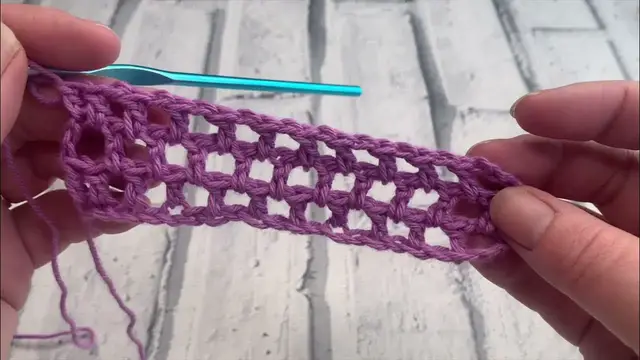 'Video thumbnail for How to crochet Offset Mesh Stitch Tutorial'