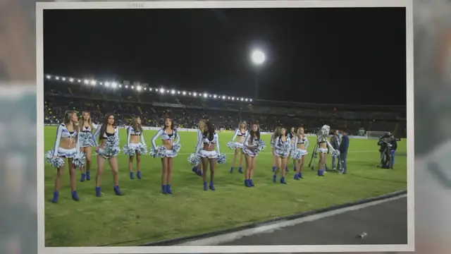 'Video thumbnail for Can You Become A Cheerleader In College Without Experience?'
