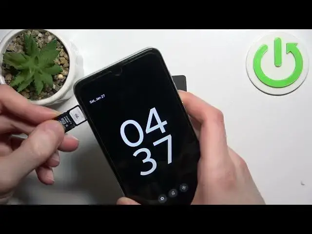 'Video thumbnail for How to Insert SIM & SD Card on MOTOROLA Moto G54?'