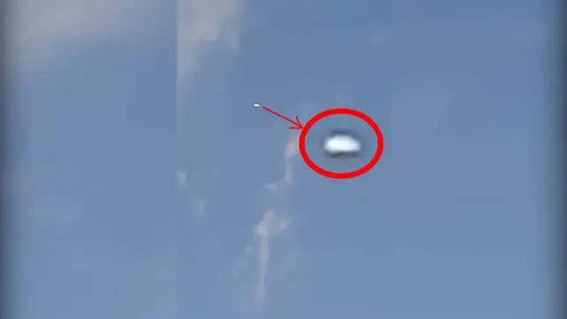 'Video thumbnail for Um morador da cidade de Uberlândia filma um misterioso objeto no céu...'