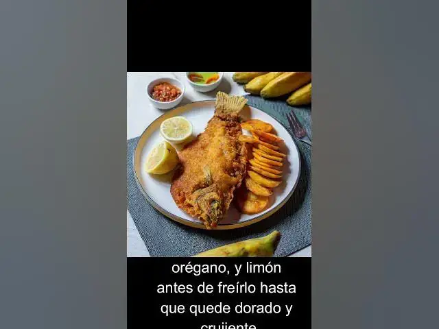 'Video thumbnail for Pescado frito con tostones receta dominicana'