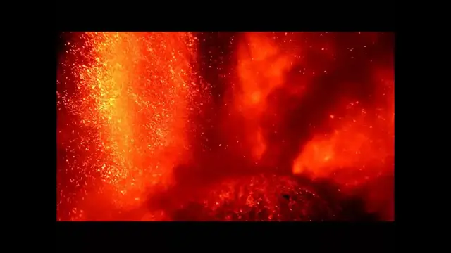 'Video thumbnail for Etna volcano lava fountains at New SE crater during the paroxysm on 17 Nov 2013 (2)'