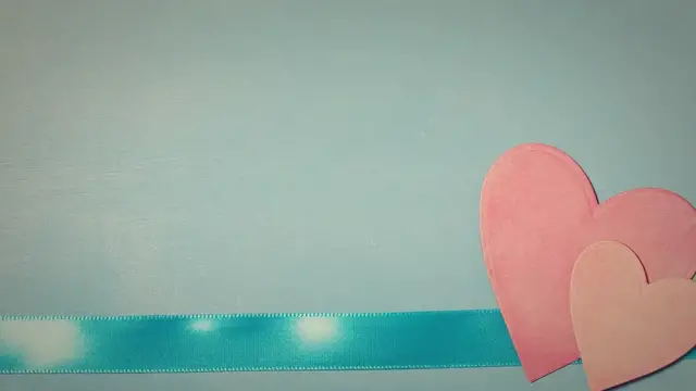 'Video thumbnail for 10 Unique Gifts to Surprise Your Girlfriend'