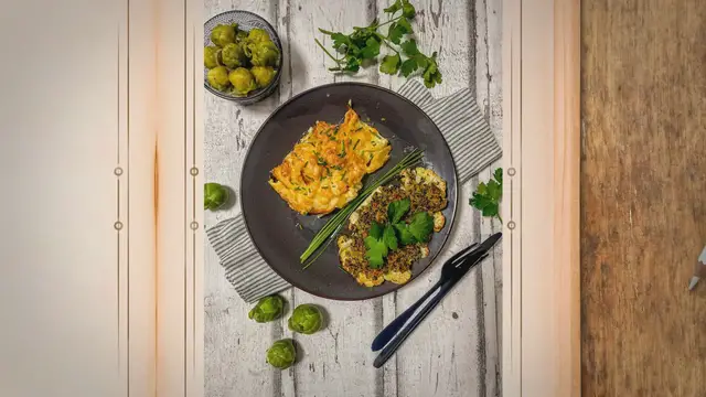 'Video thumbnail for Blumenkohl-Steak mit Käse-Kräuterkruste – Käsekompass NRW Rezept'