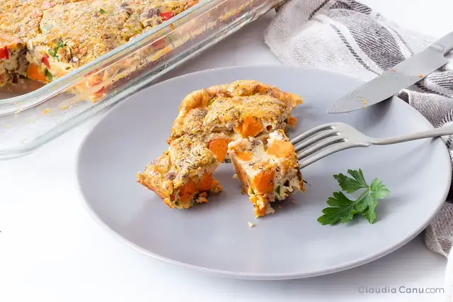 'Video thumbnail for Breakfast Casserole Recipe With Sweet Potatoes And Beef'