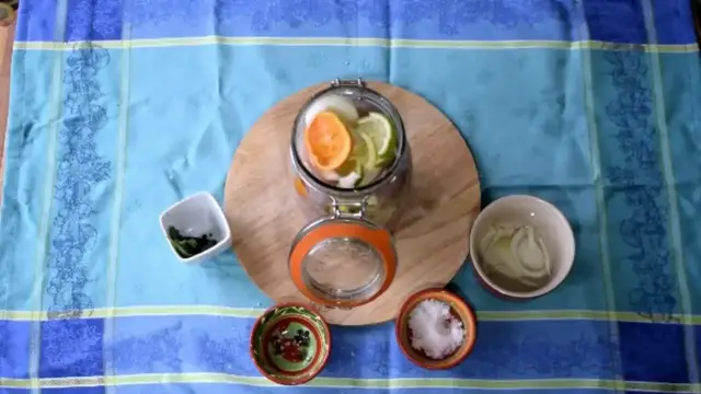 'Video thumbnail for Citrus & Basil Chicken in a Jar - Basil Recipes'