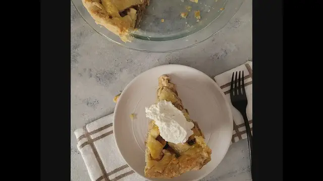 'Video thumbnail for Homemade Apple Pie'