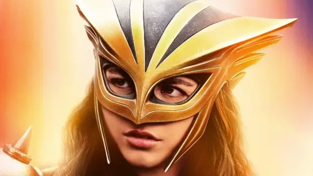 'Video thumbnail for Why Hawkgirl And The Rest Of The Superman Cast Looks So Familiar'