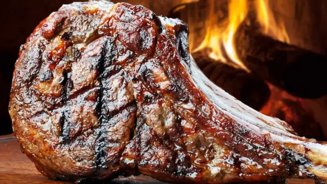 'Video thumbnail for Rules Everyone Should Be Following At A Steakhouse'