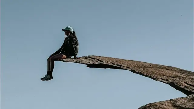'Video thumbnail for Hiking Potato Chip Rock in San Diego'