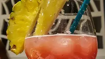 'Video thumbnail for Rum Geschichten und Rumprobieren im Mercure Stuttgart City Center Hotel'