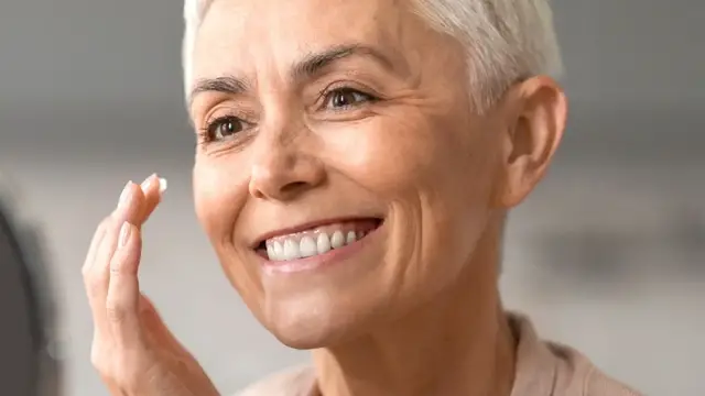 'Video thumbnail for The Face Shape That Ages The Slowest'
