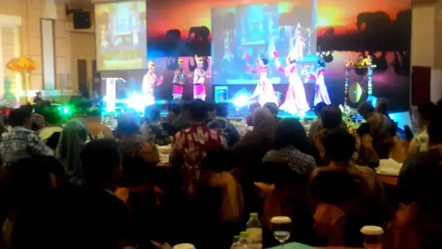 'Video thumbnail for Tari Mulei Meghanai Bekipas'