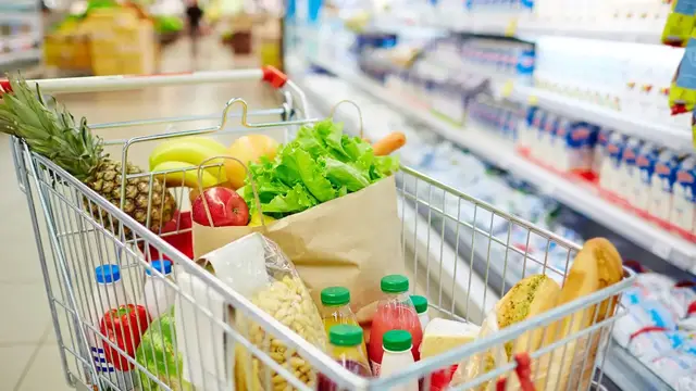 'Video thumbnail for This Is Hands Down The Best Grocery Store In Every Single State'