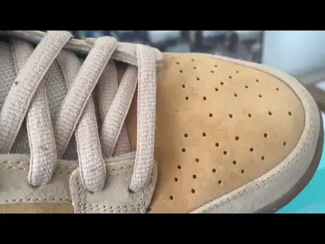 'Video thumbnail for A Closer  Look At The 2017 Nike Sb Dunk Low Reverse Reese Forbes & Buy It Now'