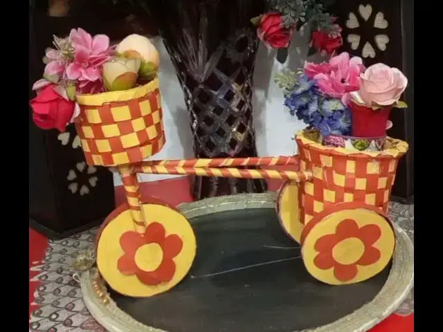 'Video thumbnail for DIY Waste material flower cart'